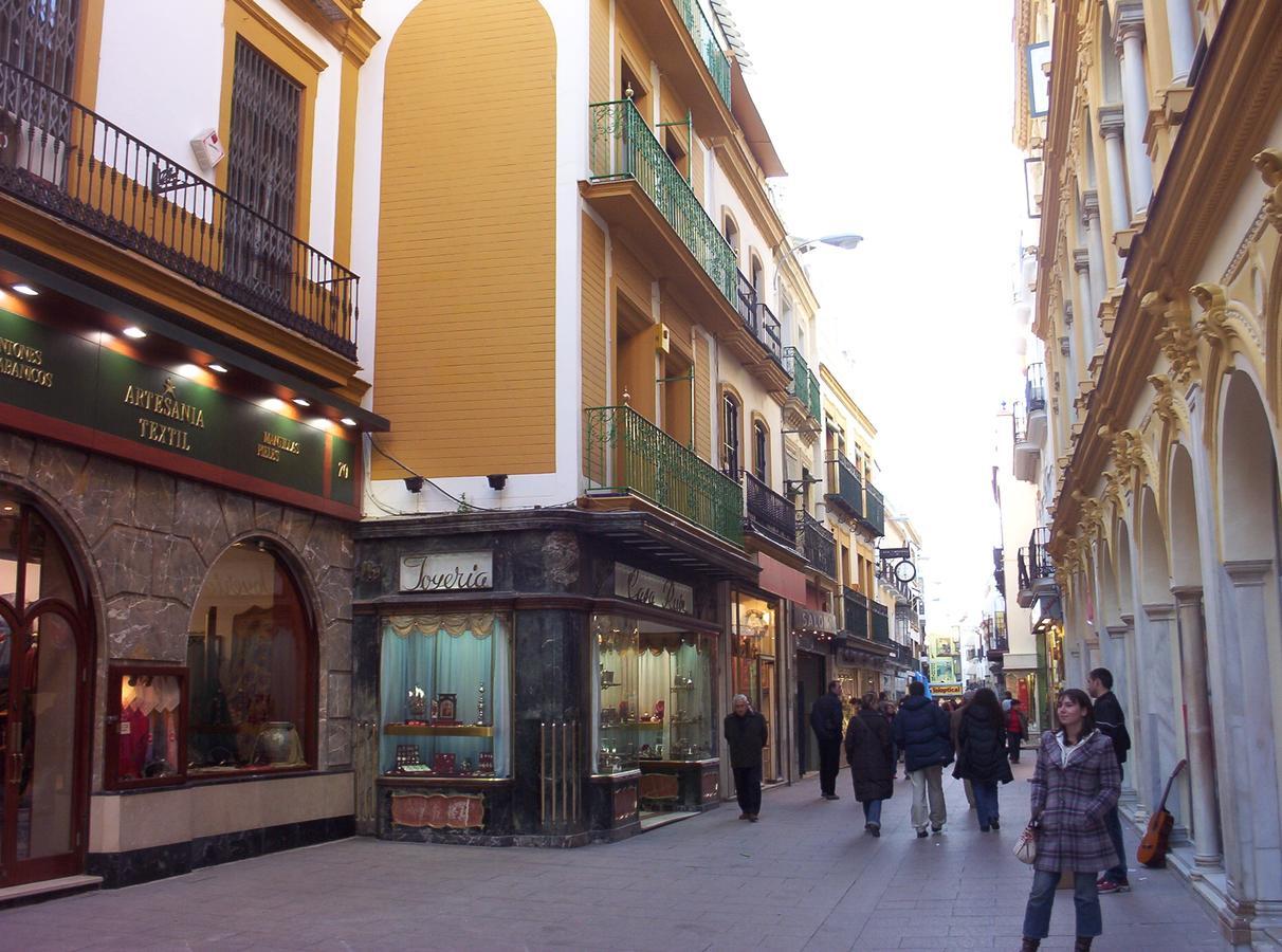 Hostly Acetres 1A Loft In City Center, Comunal Terrace, Fibre,Parking Optional Seville Exterior photo